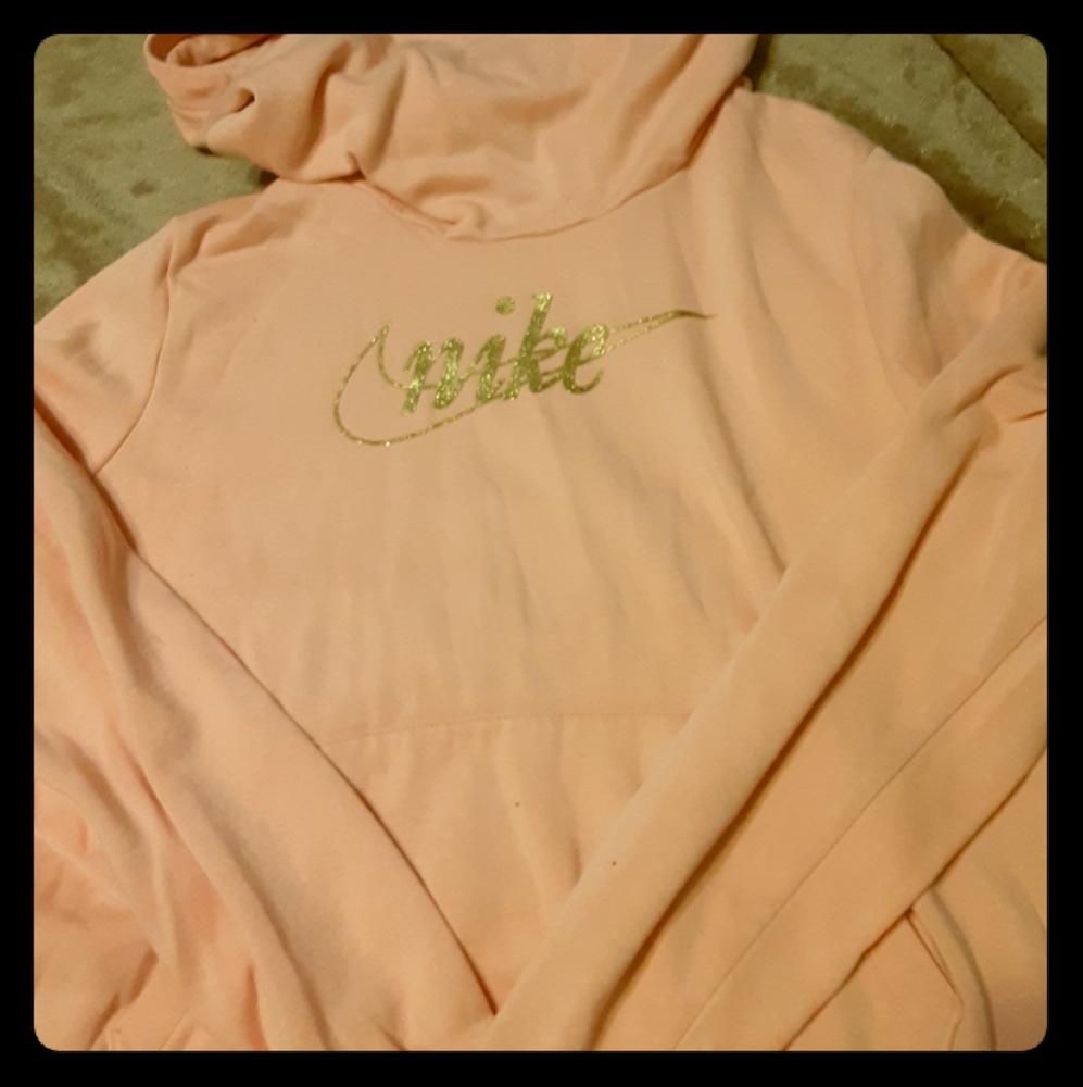 Coral pink med. Womans nike hoody
